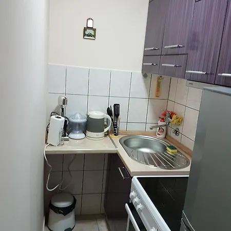 Cici Apartment *